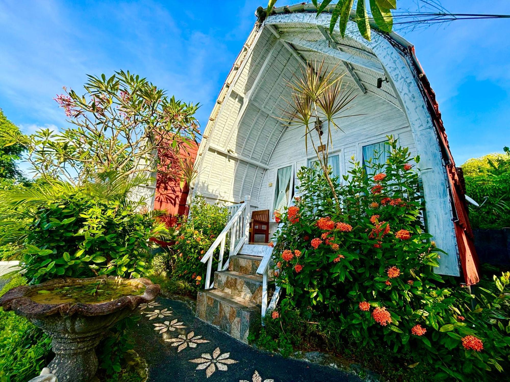 Hotra Hill Cottage Batununggul Экстерьер фото